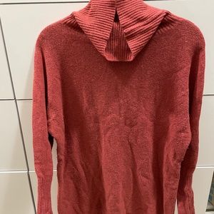 Burnt pink/orange sweatee